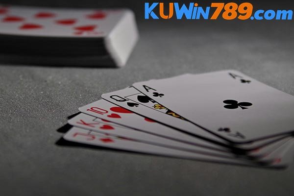 Các cách chơi mang hàm nghĩa trong thuật ngữ poker